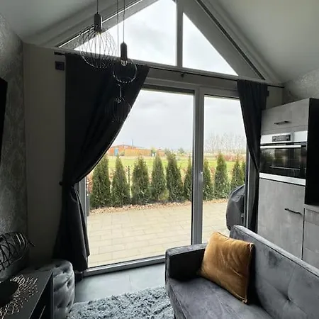 Tiny Hilde 100m Entfernt Zum Lobnitz (Saxony)