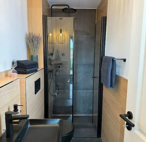 Dom wakacyjny Tiny Hilde 100m Entfernt Zum Lobnitz (Saxony)